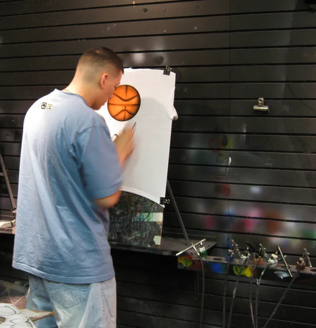 Personalized Gifts You Can Create With an Airbrush